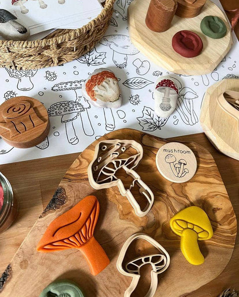 Forest Scavenger Hunt Discs by Tree Fort Toys