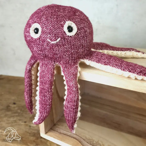 Olivia Octopus DIY Knitting Kit by Hardicraft