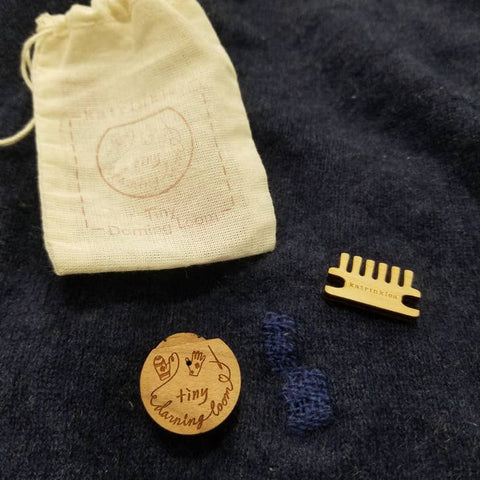 Tiny Darning Loom by Katrinkles