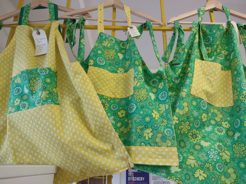 Learnary Aprons - Ready Made